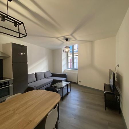 Residence Avec Un T3 Un T2 Et Un Studio En Centre Ville D Argeles-Gazost Luaran gambar
