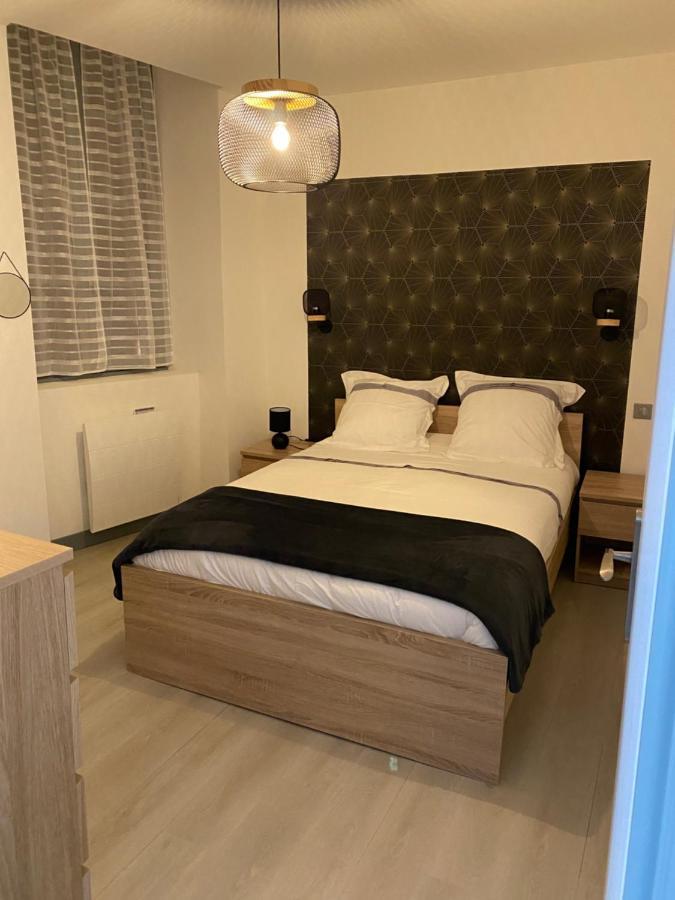 Residence Avec Un T3 Un T2 Et Un Studio En Centre Ville D Argeles-Gazost Luaran gambar