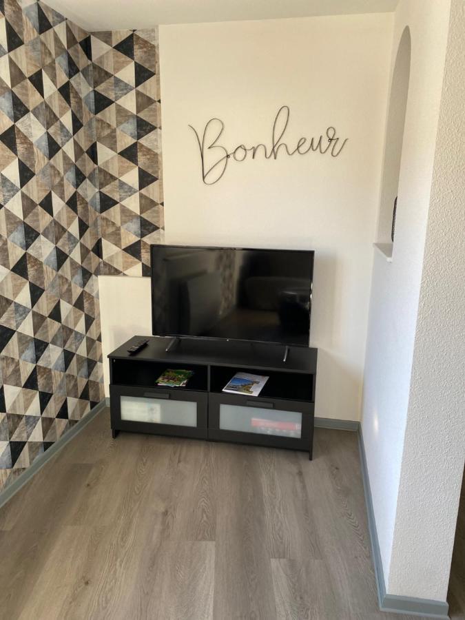Residence Avec Un T3 Un T2 Et Un Studio En Centre Ville D Argeles-Gazost Luaran gambar